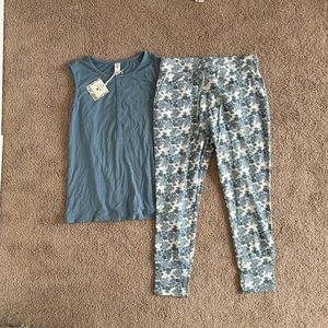 Kate Quinn NWT lounge set